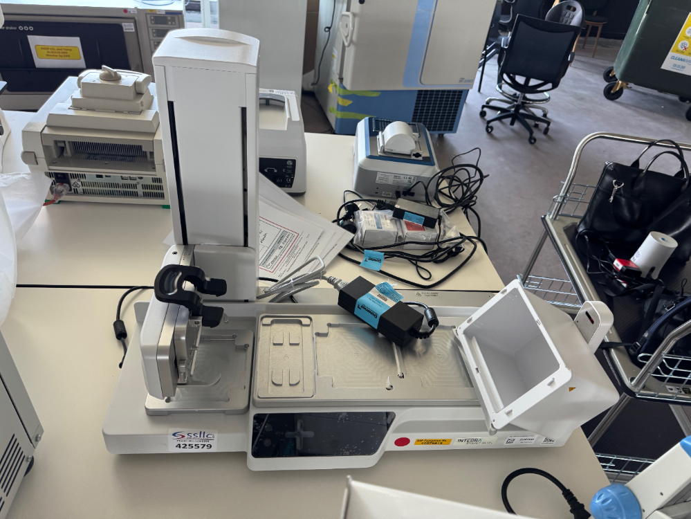 Image of Integra Assist Plus Automatic Pipettor